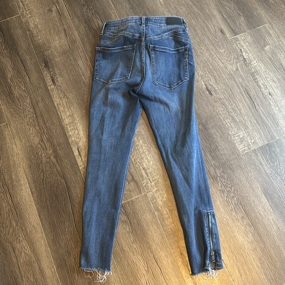 Express denim perfect ankle legging jean size 4 short - Picture 2 of 2